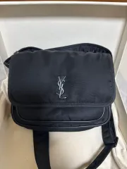 Saint Laurent サンローラン 25SS ニキ メッセンジャーバッグ メンズ ブラック 776611FACKHのサムネイル