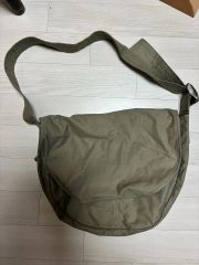 atlast UTILITY BAG メッセンジャーバッグ - メルカリ