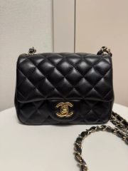 CHANEL マトラッセ キャビアスキン チェーンバッグ内蔵チップ aw 