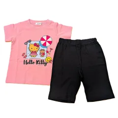 サンリオ　日焼け柄　ハローキティ　半袖　ハーフパンツ　プリント　パジャマ　部屋着　ピンク　ベビー　キッズ　子供　キャラクター　キティ　９０cm　９５cm　綿１００％　上下組　スーツ　春　夏　秋　冬　服のサムネイル