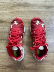 アンダーアーマー トレーニングシューズ 275 놓치면 자기전에 생각날거야のサムネイル