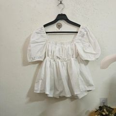 タグ付き オフショルダー パフスリーブ ブラウス オフホワイト - メルカリ