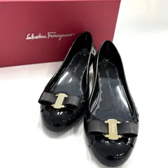Salvatore Ferragamo ヴァラ・リボン レインシューズ VARA JELLY ブラック #7 #24.5cm イタリア製 鑑定済み 正規品 サルヴァトーレフェラガモのサムネイル