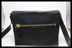 ■トムフォード　レザー　デカジップ　メッセンジャーバッグ　TOM FORD■0702ao502991のサムネイル