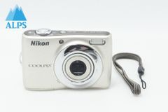 良品 Nikon ニコン D7200 ボディ デジタル一眼レフカメラ 元箱付