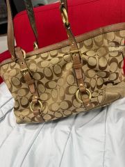 COACH コーチ アシュレイ シグネチャーサテン キャリーオール F15441