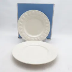 未使用 WEDGWOOD ウェッジウッド フェスティビティ アイボリー 中皿 2枚 ペア 20cmプレート SD229Q1 のサムネイル