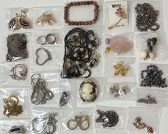 アクセサリーまとめ売り ジャンク - メルカリ
