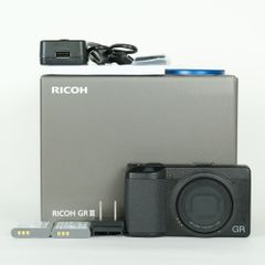 RICOH GR Ⅲ シャッター回数5000回以下 おまけ多数 - メルカリ