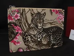 ■新品同様■ Salvatore Ferragamo フェラガモ AU-22/6190 ガンチーニ ナイロン レオパード ポーチ マルチケース ベージュ系 BR3954のサムネイル
