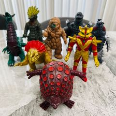 バンダイ　ウルトラ怪獣シリーズ　2000年・2004年　タグ付き バンダイ ウルトラ怪獣シリーズ 2000年・2004年 タグ付き - メルカリ