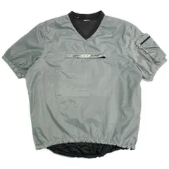 DKNY ACTIVE 半袖プルオーバージャケット グレー(メンズ XL相当)中古 古着 Y5681のサムネイル