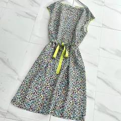 極美品✨Paul Smith ポールスミス ベルト付　花柄フレアワンピース 大きいサイズ 46  フラワープリント Aライン 近年モデル ピーエスポールスミスのサムネイル