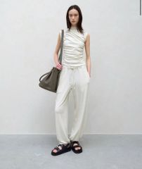 タイムセールPHEENY Lace Stitch Apron - メルカリ