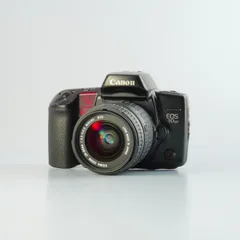 Canon キヤノン EOS 10 QD + SIGMA 28-80mm F/3.5-5.6 II MACRO AF フィルム一眼レフカメラのサムネイル