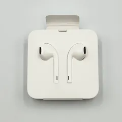 Apple 純正品 iPhone 有線イヤホン Lightning ライトニング 【24時間以内発送･未使用品✨️】のサムネイル