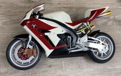 YAMAHA YZR-M1 ライダーフィギュア付 模型 - メルカリ