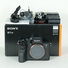 美品・シャッター回数6900回】SONY α7IV smallrigケージ付 - メルカリ