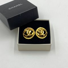 確実正規品 CHANEL コムドットヤマト イヤリング ゴールド - メルカリ