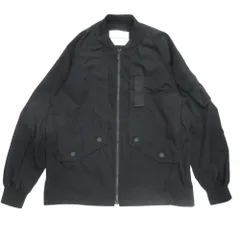 美品 WHITE MOUNTAINEERING ホワイトマウンテニアリング ウィンドストッパーコーチジャケット ブルゾン カラビナ付き サイズ1 黒 メンズ 古着 中古 USEDのサムネイル