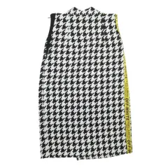 美品 OFF-WHITE オフホワイト 18aw サイドライン ハウンドトゥース ミモレ タイトスカート 千鳥格子 総柄 38 白 黒 黄色 レディース 古着 中古 USEDのサムネイル