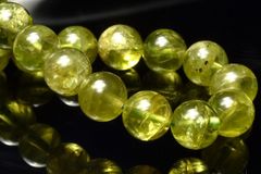 高発色◇虹入り レモンクォーツ 12.5mm ブレスレット 1個売り