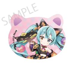 【予約】【新品】初音ミク×招き猫×真夏の熊谷 猫型缶バッジ 初音ミク 黒猫1 Art by らっす【正規品】のサムネイル