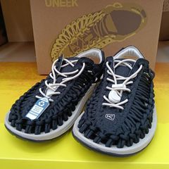 KEEN UNEEK PLT SAFARI/BLACK キーン ユニーク - メルカリ