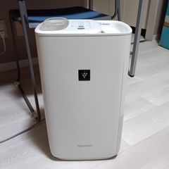 SHARP 加熱気化式加湿器 HV-P55-W プラズマクラスター7000 - メルカリ
