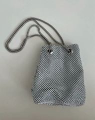 BIGOTRE ビゴター ショルダーバッグ メタルチェーン 巾着 シルバー 