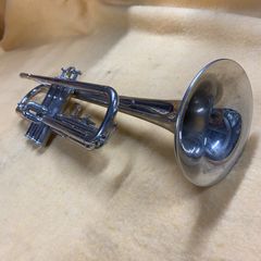 美品】ヤマハ YAMAHAトランペットYTR1310 - メルカリ