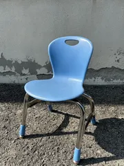 《Vircoヴァルコ　Zuma Chair》 ヴィンテージスクールチェア 水色 USA製 スタッキングチェアのサムネイル