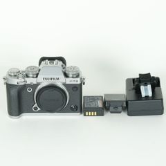 FUJIFILM X-T4 シルバー ボディ 元箱付 予備電池2個 - メルカリ
