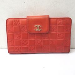 CHANEL メタリックキルティングラムスキン アイコン ウォレット CHANEL メタリックキルティングラムスキン アイコン ウォレット - メルカリ