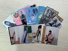 2枚 NewJeans OMG get up ユニバ特典 ポスター A2 - メルカリ