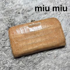 miu miu クロコ型押し 二つ折り財布 - メルカリ