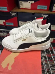 PUMA プーマ コート ピュア スニーカー 白 黒のサムネイル