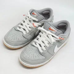 ナイキ スニーカー DV5464-001 SB ダンク ロー シューズ 靴 メンズ 26サイズ グレー NIKE 【中古】のサムネイル