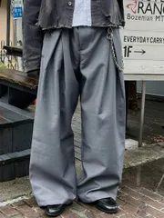 新品未使用 Chikashitsu+ チカシツプラス double tuck balloon slacks スラックス ズボン ボトムス グレー Sサイズ メンズ 管理番号：1170A-2860のサムネイル