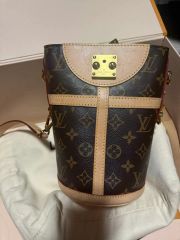 超希少 新品 Louis Vuitton モノグラムバンダナ ネクタイ 6cm - メルカリ