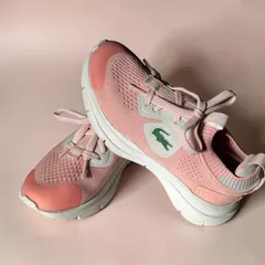 ラコステ　女児　19cm     美品　メッシュ　スニーカー　片足約100gの超軽量　お子様の足に負担をかけません！　ピンクのメッシュ生地　履きやすく伸びる開口部　インソールにクッションが効いてますのサムネイル