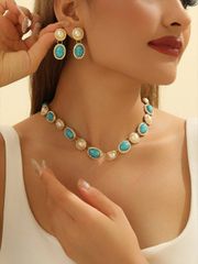 Women's Jewelry Set - 3 Pieces: Vintage Necklace and Earrings - Perfect for Party Dresses and Gifts