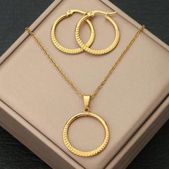Ladies' Jewelry Set (3 pieces): European & American Style Geometric Pattern Personalized Textured Stainless Steel Jewelry Set, Delicate Hollow Big Round Pendant Necklace and Earrings