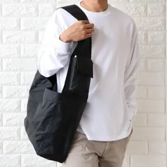 【並行輸入品】Y-3 Y3 ワイスリー ショルダーバッグ メンズ 黒 NEWSPAPER BAG L KD4181 JW6218 【2026春夏 新作】のサムネイル