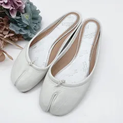メゾンマルジェラ 22 Maison Margiela 22 レザー タビ バレエシューズ ミュール フラットパンプス サンダル 足袋 Tabi レザー ホワイト 白色 36サイズ 23.0cm相当のサムネイル