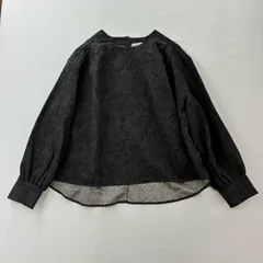 LILASIC　花柄トップスのサムネイル