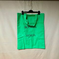 BOTTEGA VENETA グリーンエコバッグ ノベルティ 未使用 - メルカリ
