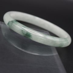 mituki様専用 ミャンマー産本翡翠のバングル2-② - メルカリ