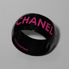 Jessica Kagan Cushman（JKC）「Ripped Off By Chanel」レジンバングル