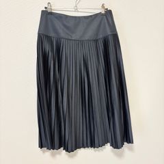 UNIQLO プリーツミディスカート ブラック ウエスト64cm 222-403588